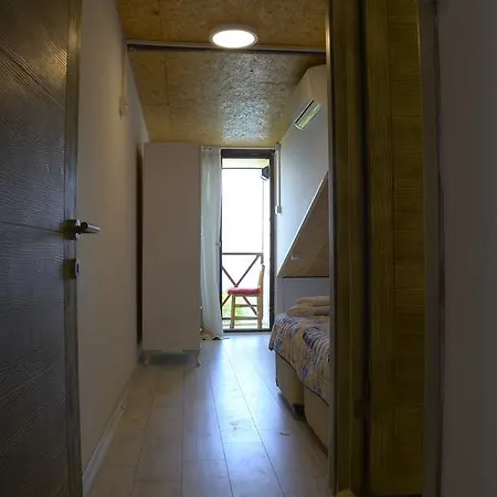 Bed & Breakfast Giritlinin Yeri Butik *